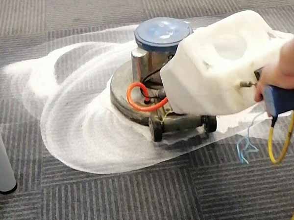 浦东地毯清洗公司提供定制化的地毯清洗方案，满足不同场景和需求