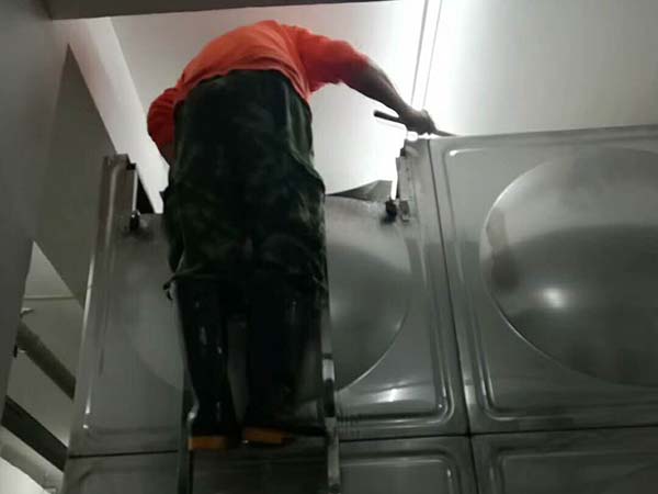 静安水箱清洗公司-专业团队,高效清洗,快速上门