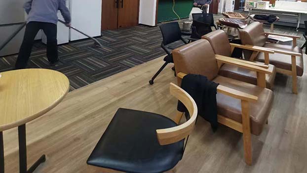 地毯清洗时污渍提取与回收