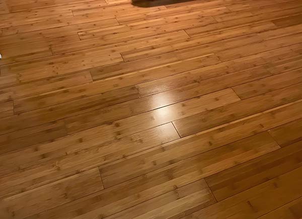 地板打蜡能修复划痕吗